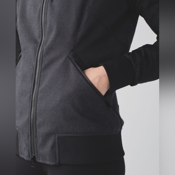 Lululemon Chilly Bomber *Black / Heathered Deep Coal - Picture 3 of 11